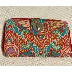 Vera Bradley Quilted Wallet Turn Lock and Zip Close Paisley in Paradise Pink